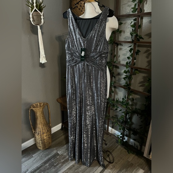 ▫️NWT Ralph Lauren Metallic Silver Evening Gown 10 - Picture 8 of 10